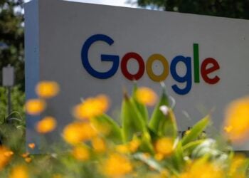 快訊》Google 股價狂飆 7% 創歷史新高！Q1 財報輾壓預期，雲端 AI 爆發推升市值破 4.5 兆鎂