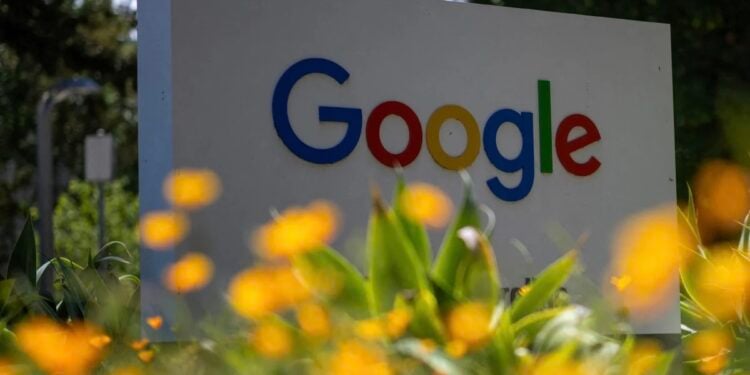 快訊》Google 股價狂飆 7% 創歷史新高！Q1 財報輾壓預期，雲端 AI 爆發推升市值破 4.5 兆鎂