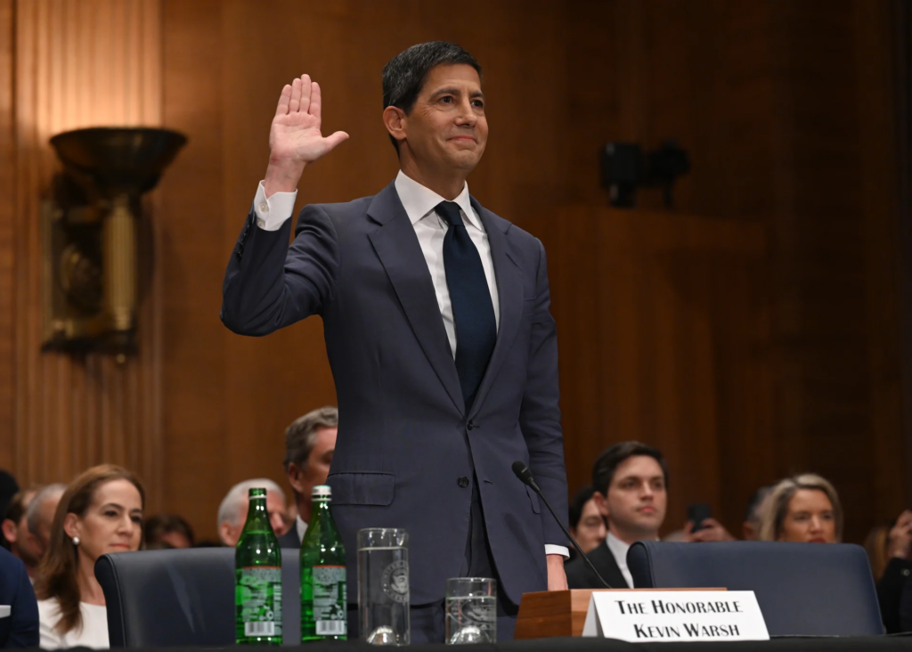 華許 Kevin Warsh 於白宮宣誓正式就任 Fed 主席！川普：請保持絕對獨立