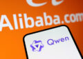 阿里巴巴要把 Qwen 千問 AI 接入淘寶 40 億商品：自動比價、下單、管理物流