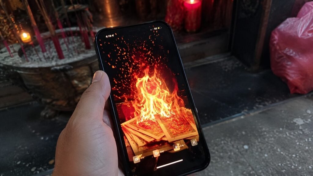台灣開發者《賽博燒金紙》攻進 App Store 免費榜第 5 名，無煙環保積陰德