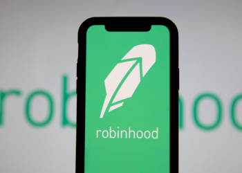 科技業不敢再甩鍋 AI？Robinhood 裁員10%，內部信揭密矽谷「縮編新藉口」