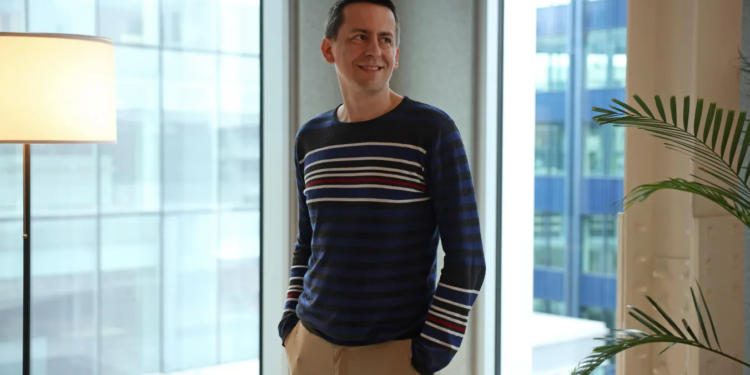 Google 人才大失血！諾貝爾獎得主 John Jumper 離開 DeepMind 跳槽至 Anthropic