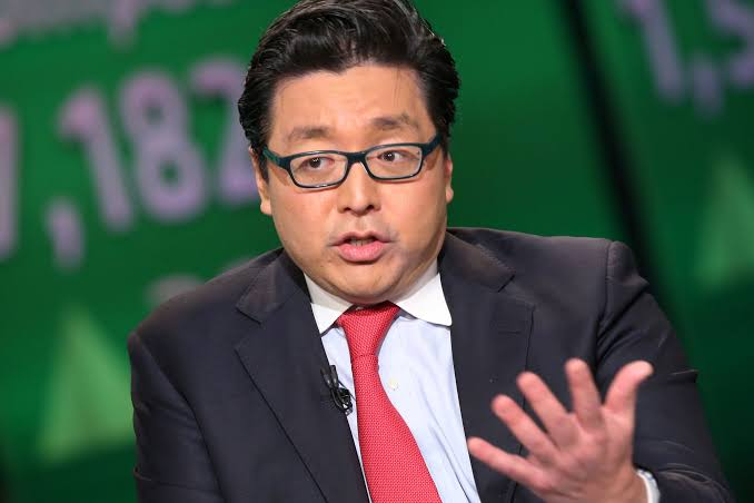 Tom Lee：AI「下游」軟體股正超越半導體，韓國市場醞釀築底