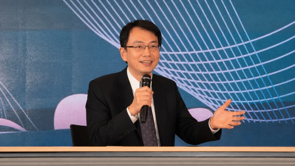 銀行局長童政彰詳解《虛擬資產服務法》穩定幣監理藍圖:要穩更要「真正上路」