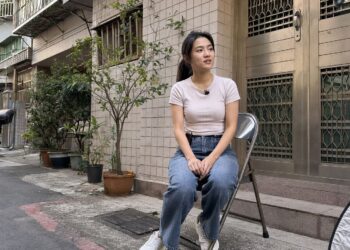 社群爆紅「紀錄片挑戰」，全網都在拍自己的Netflix偽紀錄片