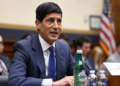 Fed 新主席華許首赴國會聽證：對高通膨「零容忍」，點名 AI 投資成經濟最大亮點