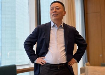「中國巴菲特」段永平開出豪賭！買「茅台」股票單挑國內所有基金，賭注1億人民幣
