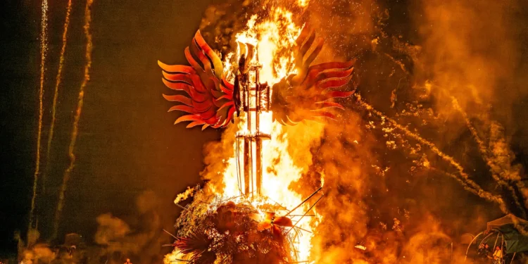 全球最知名沙漠嘉年華「火人祭」創辦人自白：曾經的無政府樂園已死