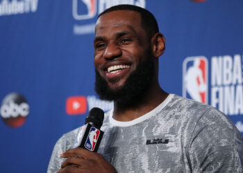 詹皇 LeBron James 官宣合作 Polymarket 預測市場，粉絲反彈：「不要推廣賭博」