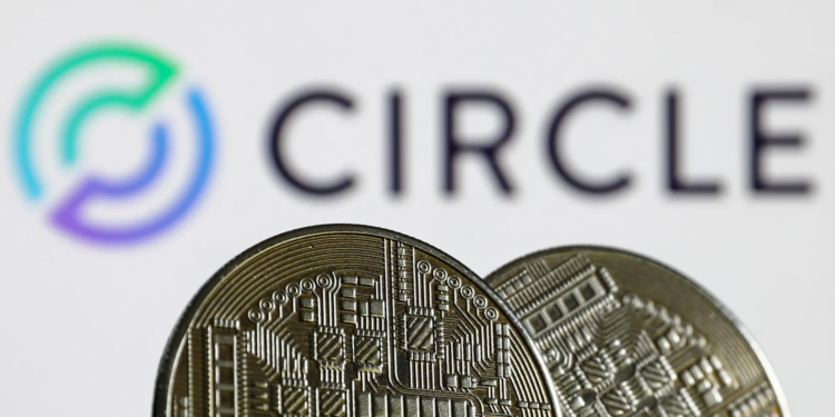 Circle 新公鏈 Arc 主網上線!原生 USDC 支付 Gas,貝萊德、Visa 助陣節點