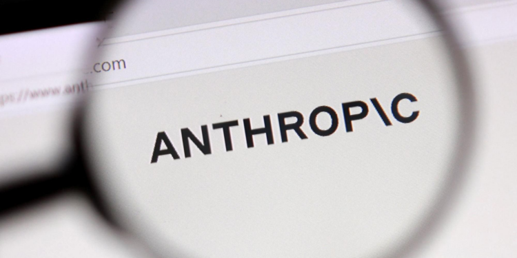 彭博:Anthropic 尋求 11 月感恩節前啟動「超大型 IPO」!目標估值 2 兆美元