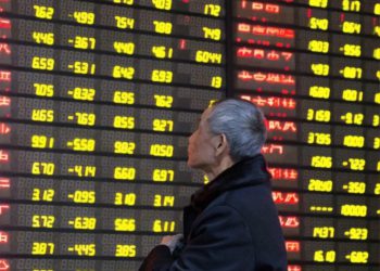 中國財經網: 深交所「區塊鏈概念股」出現投機性泡沫。200家成分股僅10%實現營收